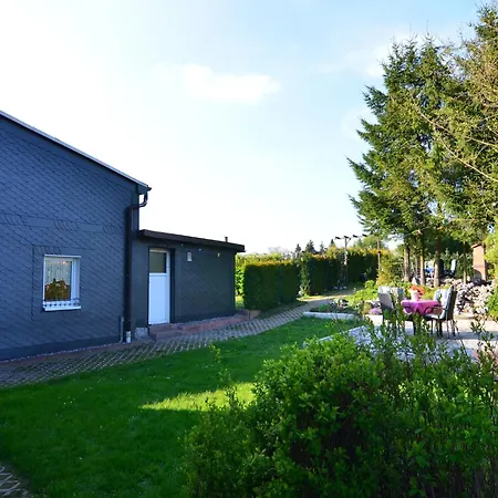 Neustadt 2br With Garden, Cleaning Included *