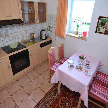 Neustadt 2br With Garden, Cleaning Included *